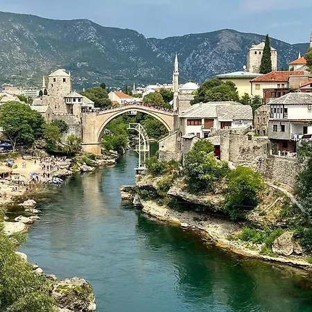 Taki Mostar