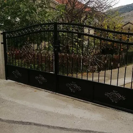Taki * Mostar
