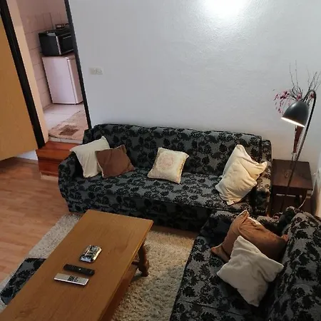 Taki Apartment *